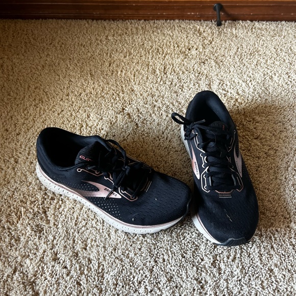 Brooks Shoes Brooks Tennis Shoes Poshmark